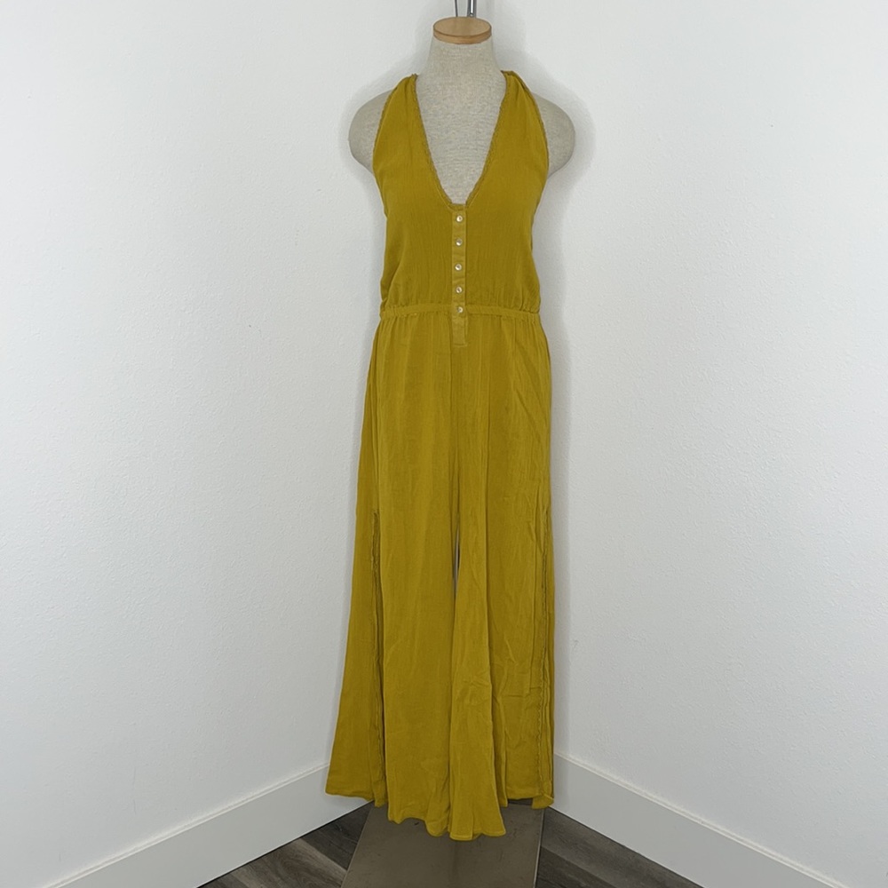 🔹 Free People Halter Top Wide Leg Crop Pantsuit